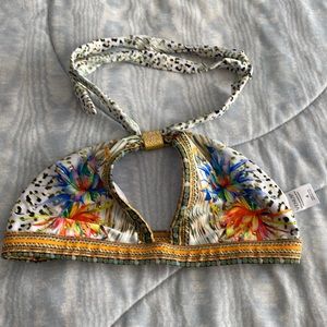 Key hole bikini top size 4 never worn